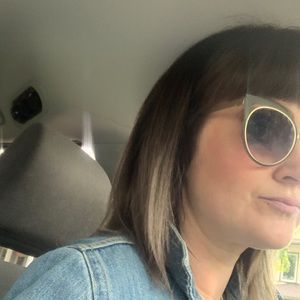 Meet your Posher, Jenny